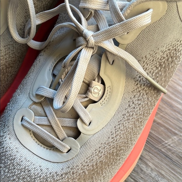 Lululemon Chargefeel 2 Low
Womens Workout Shoe Beige and Coral Sneakers Sizes 11 - Picture 4 of 8